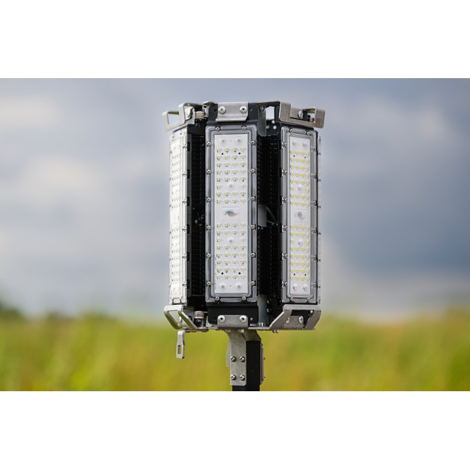 Sistem telescopic de iluminare temporara 320W - 45.000 lumeni - cu acumulator